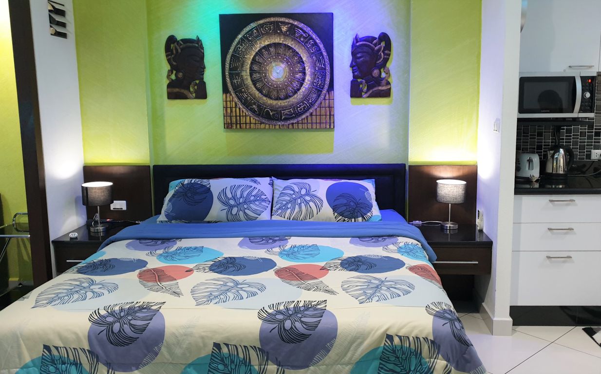 987_Bed + Close up cover shot 4